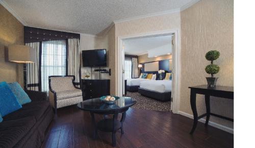 Alojamiento Doble de 1 dormitorio adaptado para personas con movilidad reducida del hotel The Inn At Fox Hollow. Foto 4