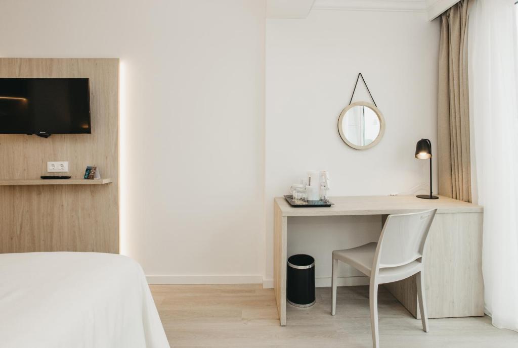 Habitación individual del hotel Minura Cala Galdana & Apartamentos d'Aljandar. Foto 1