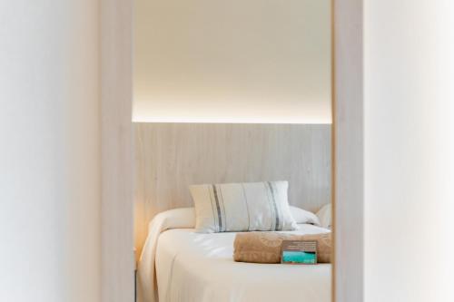 Habitación Doble con balcón - 2 camas del hotel Minura Cala Galdana & Apartamentos d'Aljandar. Foto 3