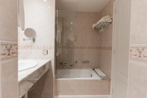 Suite Executive del hotel Minura Cala Galdana & Apartamentos d'Aljandar. Foto 6