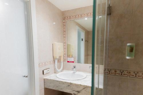 Suite Executive del hotel Minura Cala Galdana & Apartamentos d'Aljandar. Foto 9