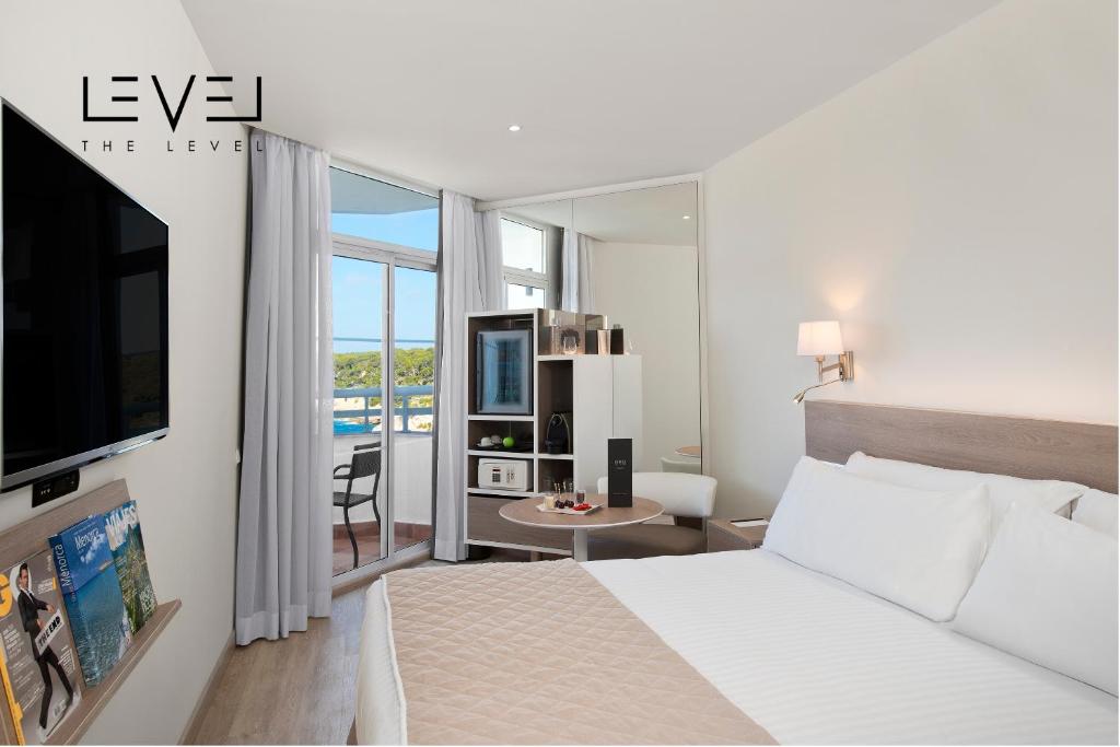 Habitación doble The Level del hotel Melia Cala Galdana - Menorca