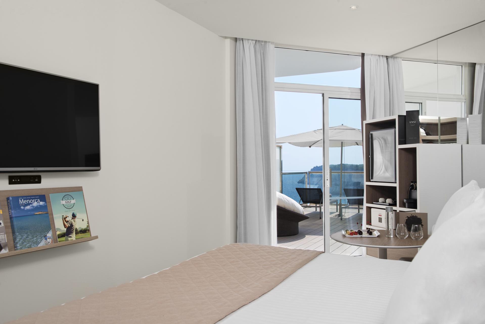 Habitación doble Premium The Level Grand del hotel Melia Cala Galdana - Menorca