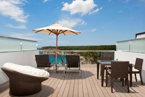 Alojamiento The Level Grand Prémium del hotel Melia Cala Galdana - Menorca. Foto 6