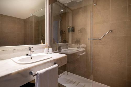 Habitación Comunicada del hotel Melia Cala Galdana - Menorca. Foto 4