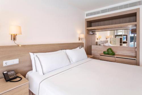 Suite Familiar The Level del hotel Melia Cala Galdana - Menorca. Foto 6