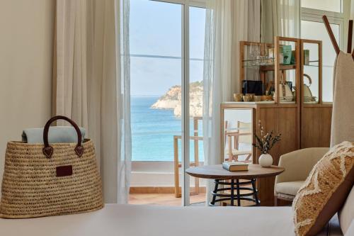Habitación The Level del hotel Melia Cala Galdana - Menorca. Foto 1