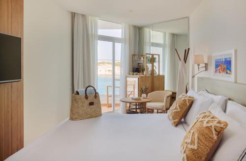 Habitación Supreme con vistas a Cala Galdana del hotel Melia Cala Galdana - Menorca
