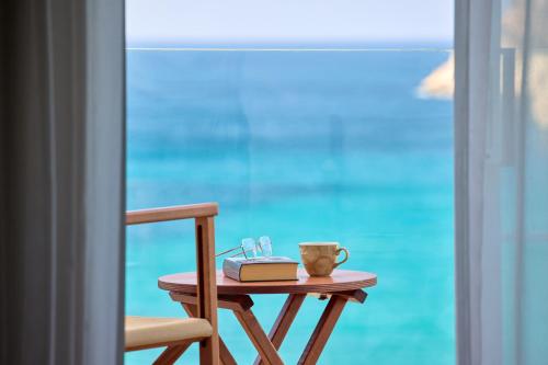 Habitación Supreme con vistas a Cala Galdana del hotel Melia Cala Galdana - Menorca. Foto 1