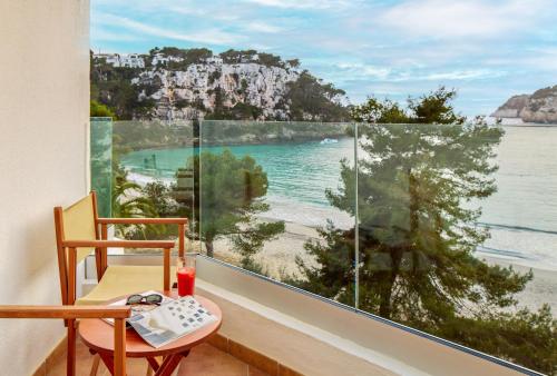 Habitación Supreme con vistas a Cala Galdana del hotel Melia Cala Galdana - Menorca. Foto 3