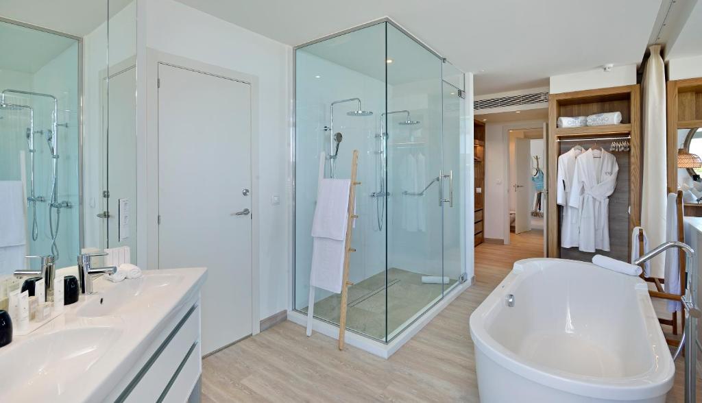 Suite The Level Grand del hotel Melia Cala Galdana - Menorca. Foto 2