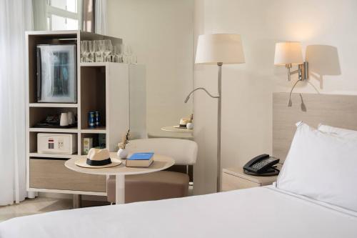 Alojamiento The Level Grand Prémium del hotel Melia Cala Galdana - Menorca. Foto 12