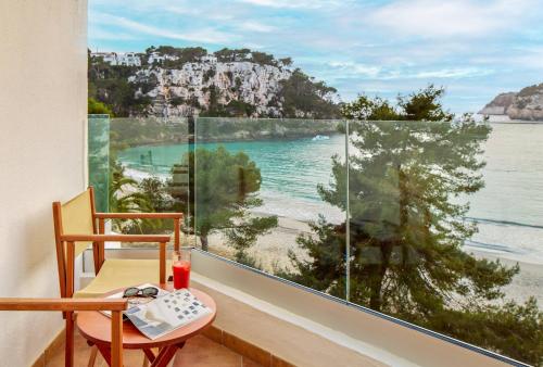 Habitación Supreme con vistas a Cala Galdana del hotel Melia Cala Galdana - Menorca. Foto 6
