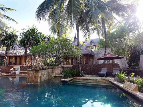 Villa Sasak con Piscina en el Jardín y Una Habitación del hotel Novotel Lombok Resort y Villas. Foto 2