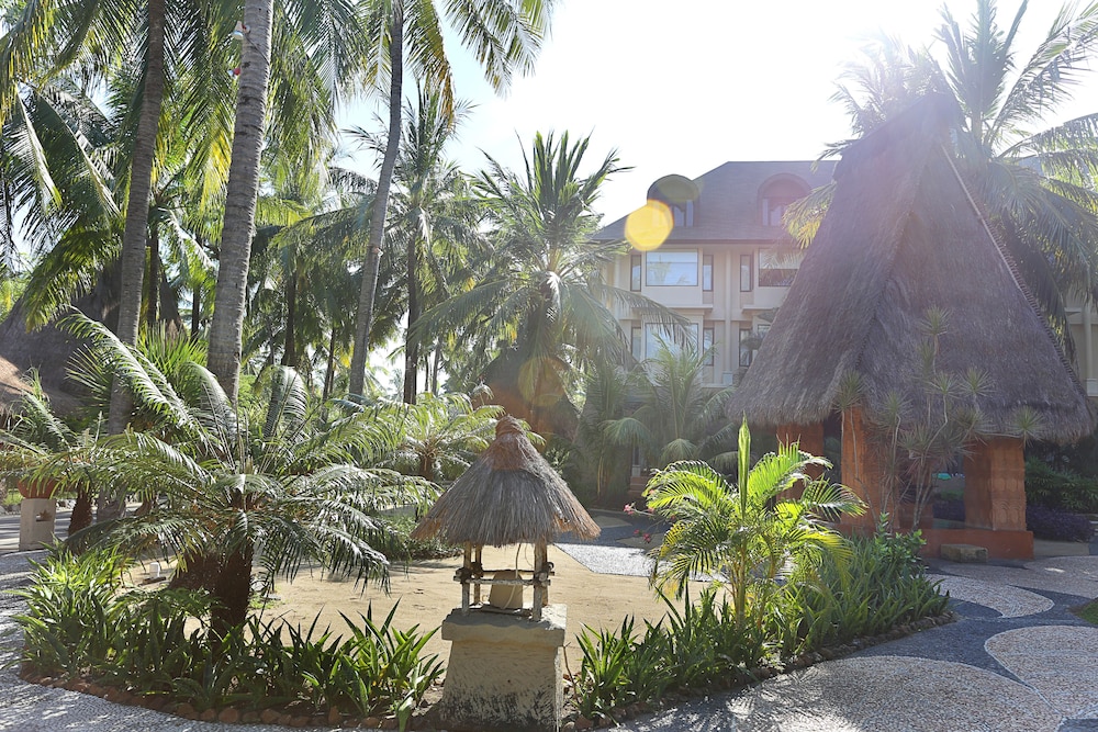 Habitación Superior con cama king del hotel Novotel Lombok Resort y Villas. Foto 4
