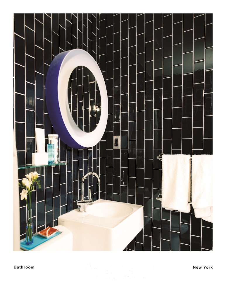 Habitación estándar del hotel 6 Columbus Central Park. Foto 3