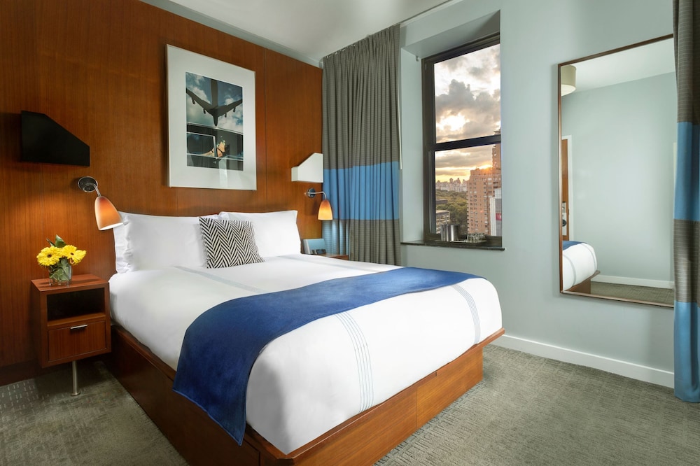 Habitación superior, 1 cama de matrimonio del hotel 6 Columbus Central Park