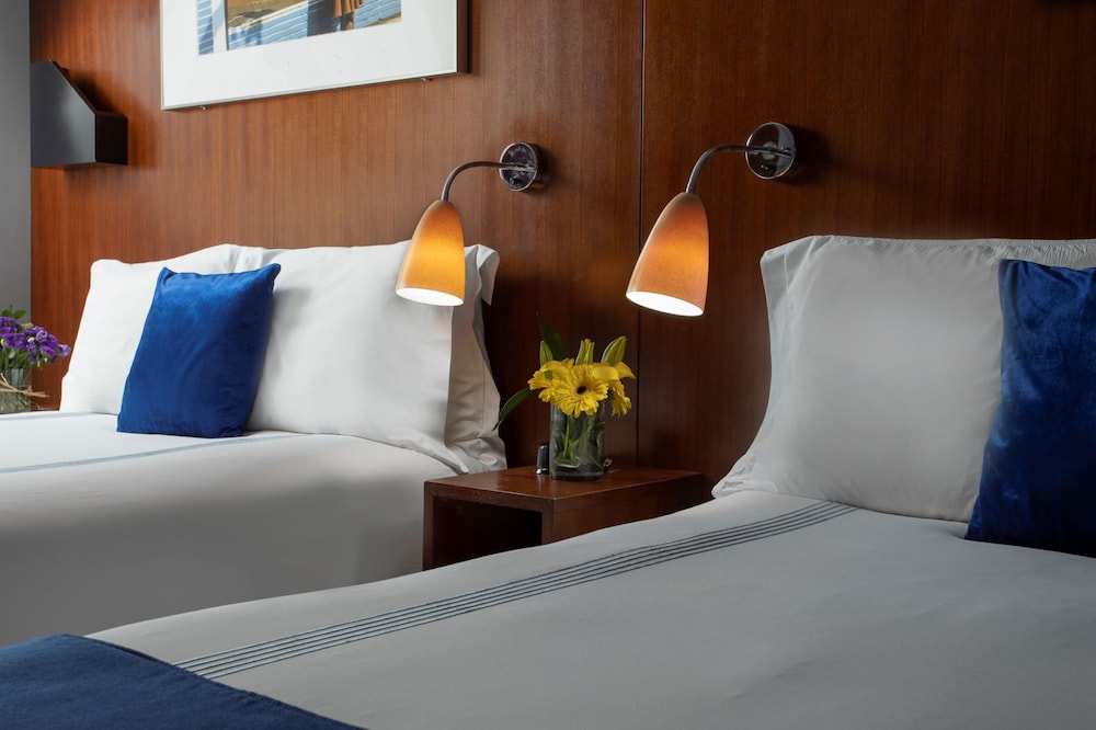 Habitación Deluxe doble, 2 camas dobles del hotel 6 Columbus Central Park