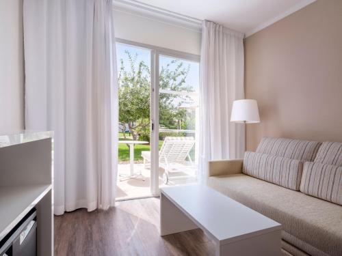 Xtra Room Solarium del hotel Sol Falcó Menorca. Foto 1