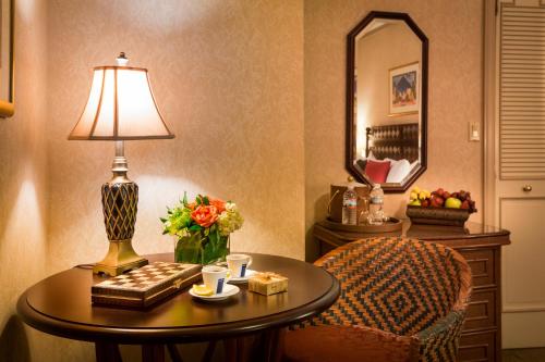 Habitación Adaptada Premium - 1 cama extragrande del hotel Casablanca Hotel. Foto 2