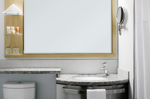 Suite de 1 dormitorio del hotel Club Quarters World Trade Center. Foto 7