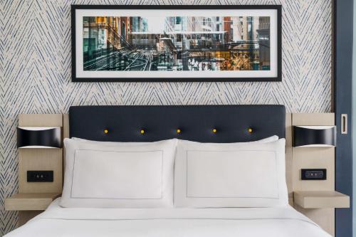 Habitación Doble con vistas a la ciudad - Cama grande del hotel DoubleTree by Hilton New York Midtown Fifth Ave. Foto 8