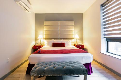 Habitación Superior - 1 cama extragrande del hotel St. James. Foto 3