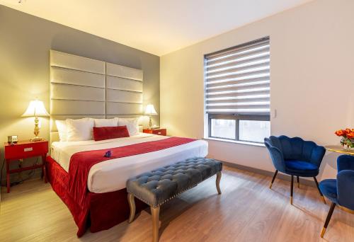 Habitación Superior - 1 cama extragrande del hotel St. James. Foto 4