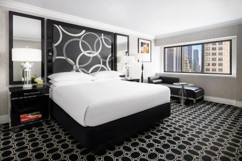Executive con cama extragrande del hotel The Muse New York, a Kimpton. Foto 4