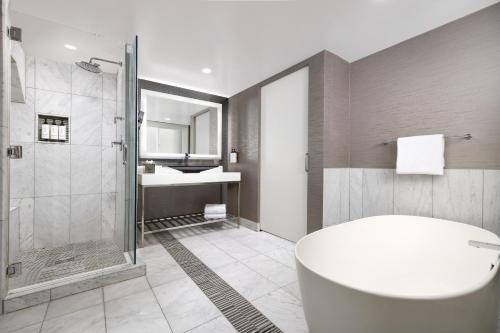 Suite del hotel The Muse New York, a Kimpton. Foto 2