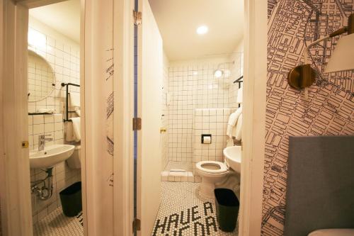 Habitación cuádruple del hotel Doxie. Foto 2