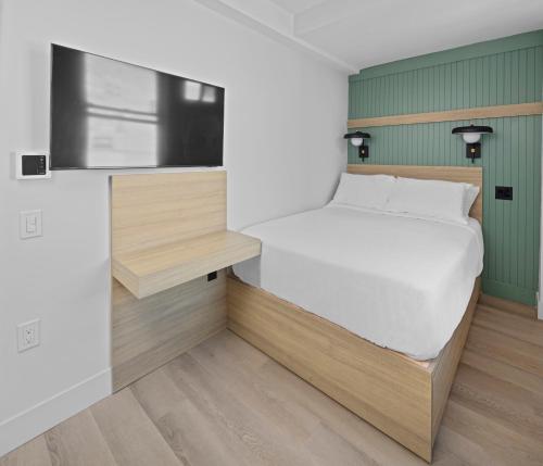 Alojamiento Doble Estándar del hotel Riverside Tower Hotel. Foto 2