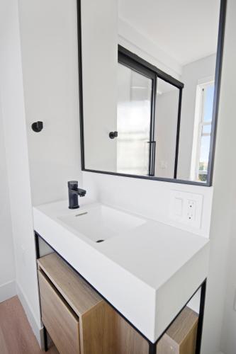 Habitación Doble con vistas al lago del hotel Riverside Tower Hotel