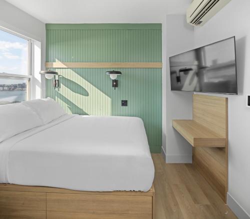 Alojamiento Doble con vistas al río del hotel Riverside Tower Hotel. Foto 1