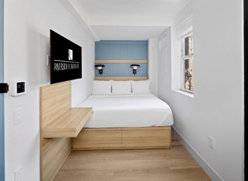 Habitación Estándar - 1 cama grande del hotel Riverside Tower Hotel