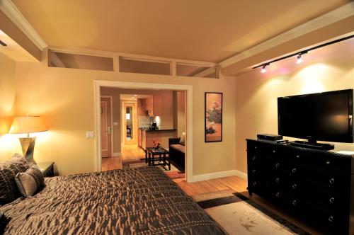 Estudio - 1 cama extragrande del hotel Lombardy Hotel. Foto 17