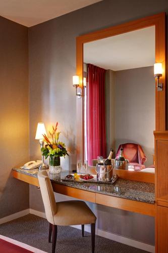 Habitación Queen del hotel Hotel Giraffe. Foto 5