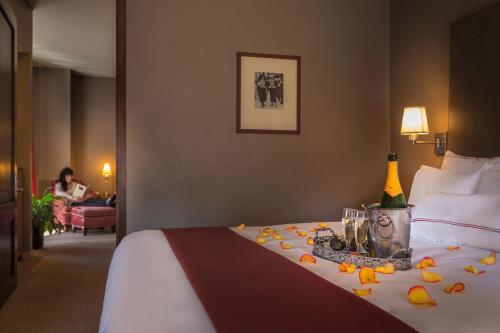 Suite King con balcón del hotel Hotel Giraffe. Foto 9