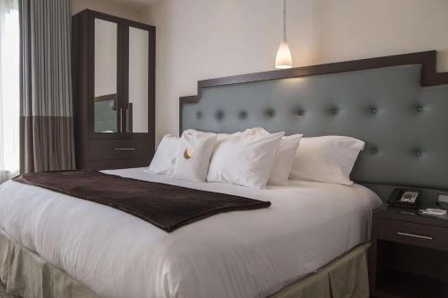 Habitación - 1 cama extragrande - No fumadores del hotel Condor Hotel Brooklyn