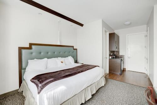 Habitación - 1 cama extragrande - No fumadores del hotel Condor Hotel Brooklyn. Foto 5