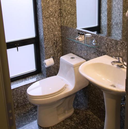 Habitación Doble Estándar del hotel The Ridge. Foto 4