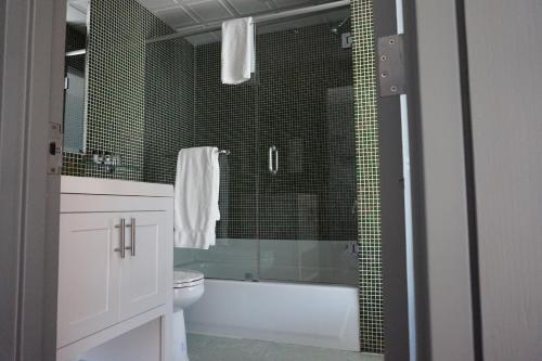 Habitación Doble Estándar del hotel The Ridge. Foto 8