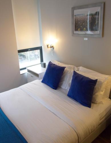 Habitación Estándar - 1 cama grande del hotel The Ridge. Foto 6