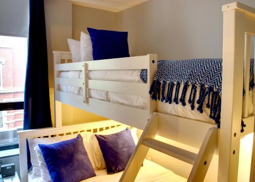 Habitación Three's Company del hotel The Ridge. Foto 6