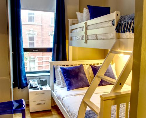 Habitación Three's Company del hotel The Ridge. Foto 8