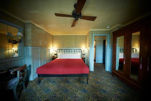 Camarote del capitán con baño privado del hotel The Jane