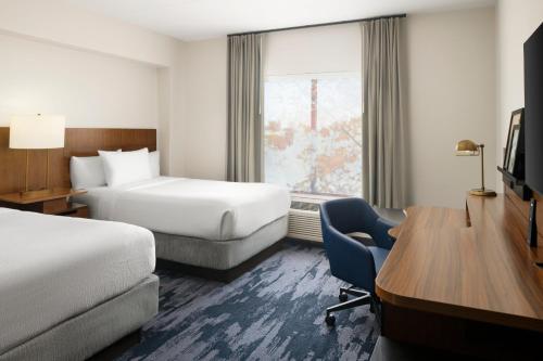 Habitación Doble - 2 camas dobles del hotel Fairfield Inn y Suites Newark Liberty Internationa