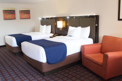 Habitación Doble con 2 camas dobles - No fumadores del hotel Days Inn Woodbury. Foto 2
