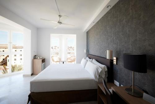 Habitación Premium con vistas al mar del hotel Catalonia Mirador Des Port