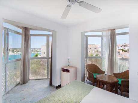 Habitación doble Vista Mar del hotel Catalonia Mirador Des Port. Foto 1